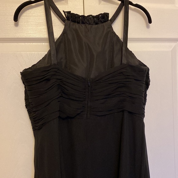 Black formal high neck halter dress - Picture 6 of 8
